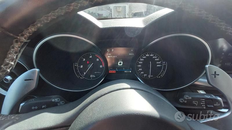 Usata Alfa Romeo Stelvio Competizione 210 CV (154 kW) 2017 Rosso SUV