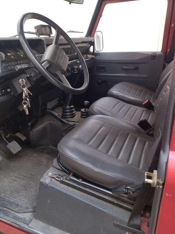 Usata Land Rover Defender 86 CV (63 kW) 1988 Rosso SUV