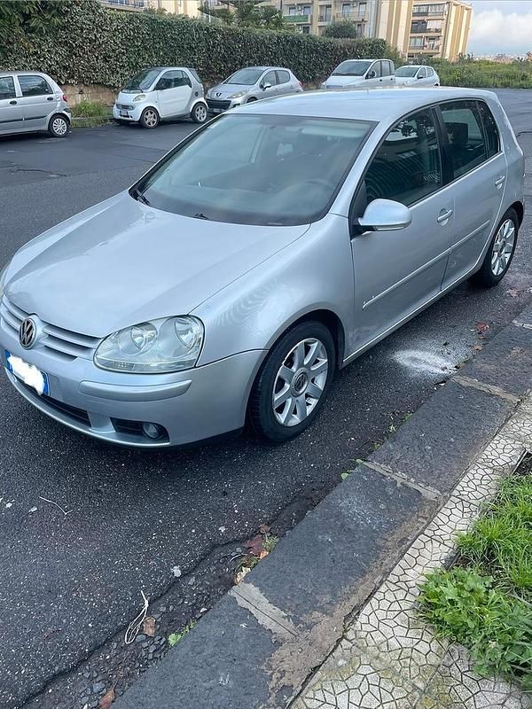 Usata VW Golf IV 2004 Grigio Berlina