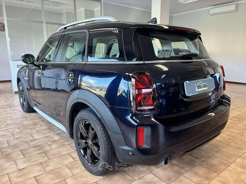 Usata Mini Cooper SE Essential 100 kW (136 CV) 2022 Blu Utilitaria