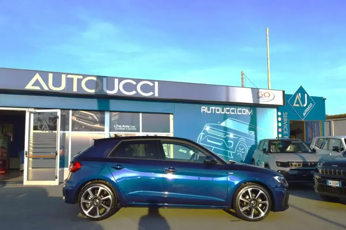 Usata Audi A1 116 CV (85 kW) 2025 Blu tetto nero SUV