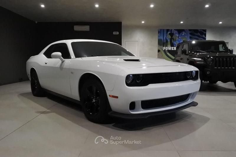Usata Dodge Challenger SXT 305 CV (224 kW) 2018 Bianco Coupé