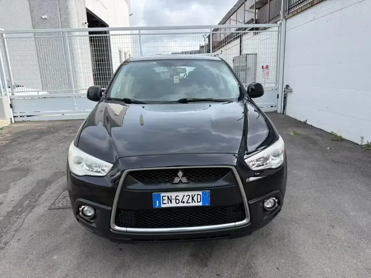 Usata Mitsubishi ASX Invite 150 CV (110 kW) 2012 Nero SUV
