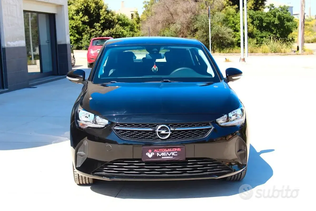 Używany Opel Corsa Elegance 75 KM (55 kW) 2023 Czarny Hatchback