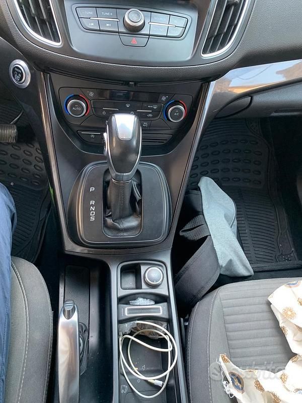 Usata Ford C-MAX 120 CV (88 kW) 1997 Grigio Monovolume