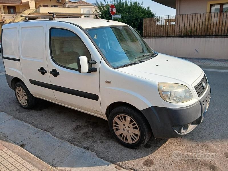Usata 2007 Fiat Doblò Monovolume | 2800 € (Super prezzo) - Immagine 1/4