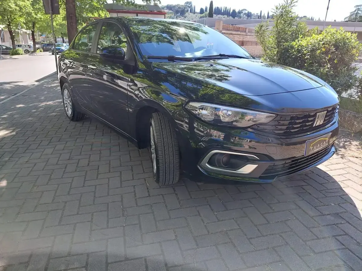 Usata Fiat Tipo 131 CV (96 kW) 2025 Nero Berlina