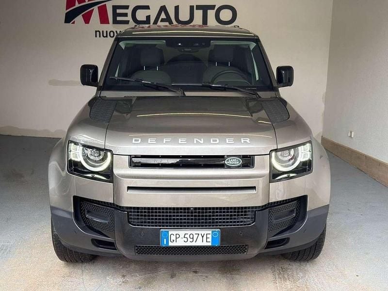 Usata Land Rover Defender SE Dynamic 250 CV (183 kW) 2024 Oro SUV
