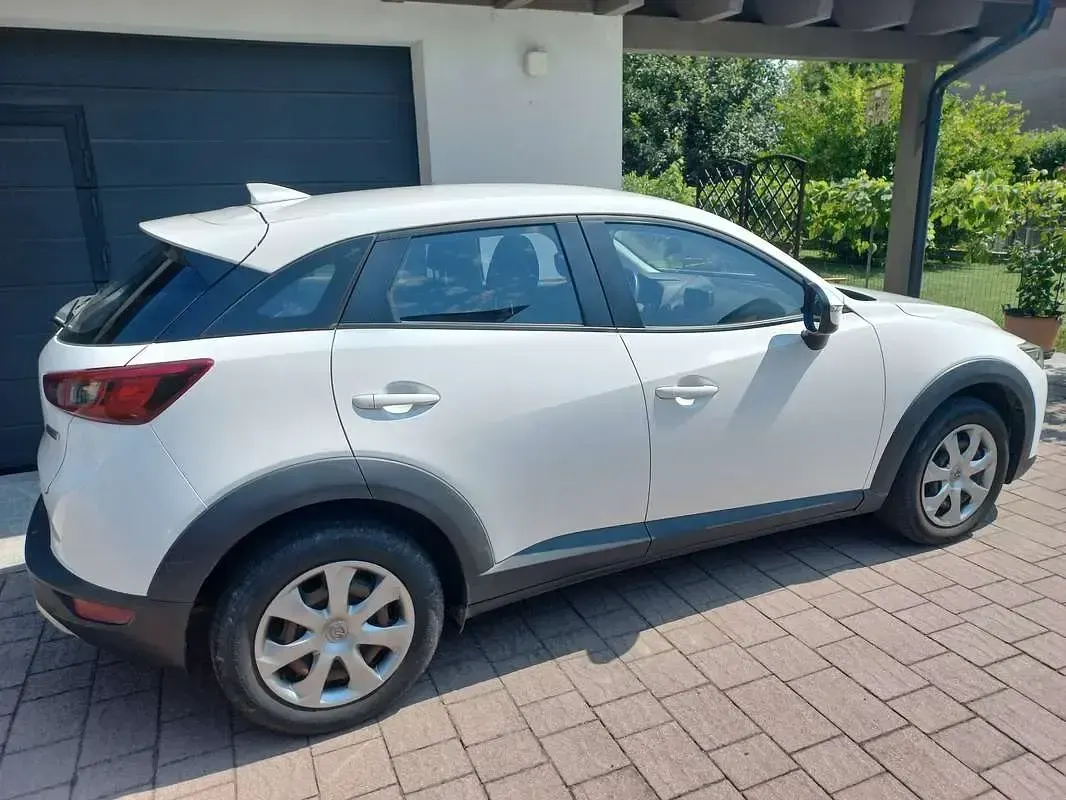Usata Mazda CX-3 Evolve 120 CV (88 kW) 2016 Bianco SUV