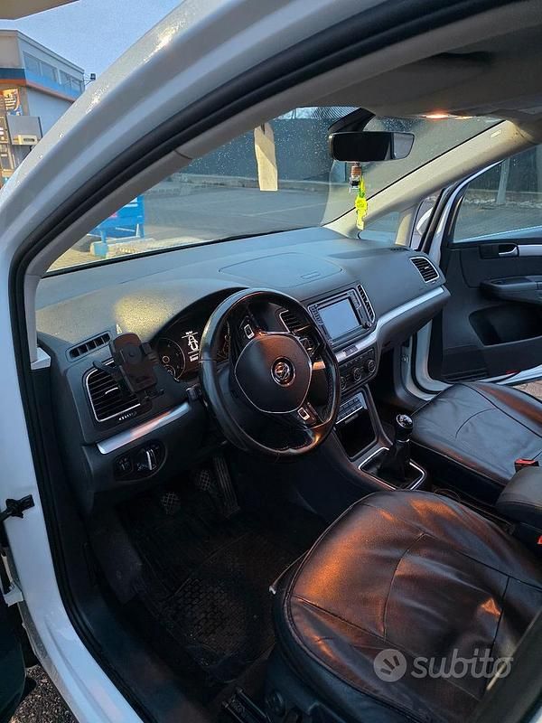 Usata VW Sharan 150 CV (110 kW) 2017 Bianco Monovolume
