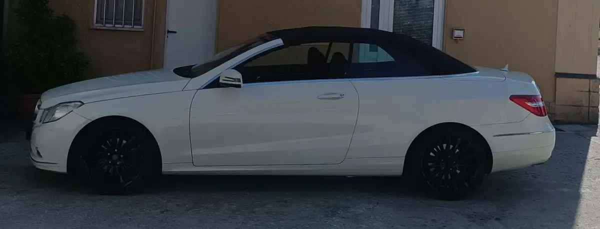 Usata Mercedes E200 Avantgarde 184 CV (135 kW) 2010 Bianco Cabrio