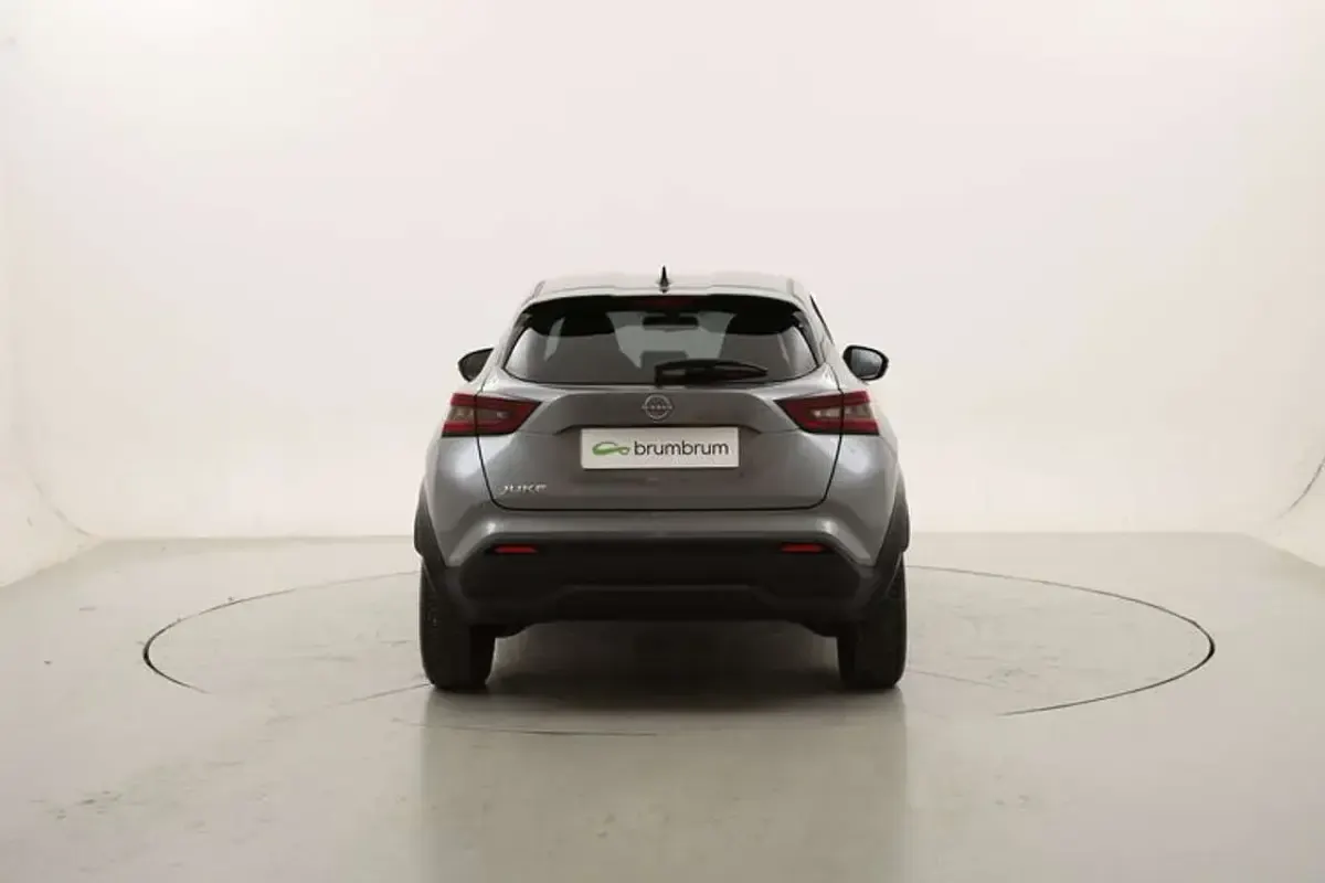 Usata Nissan Juke N-Connecta 114 CV (83 kW) 2023 Grigio SUV