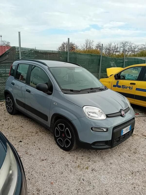 Usata Fiat Panda City Life 70 CV (51 kW) 2021 Grigio Utilitaria