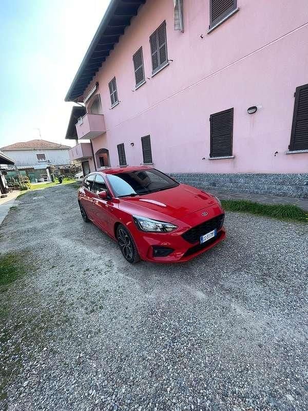 Usata Ford Focus ST-Line 125 CV (91 kW) 2021 Rosso Berlina