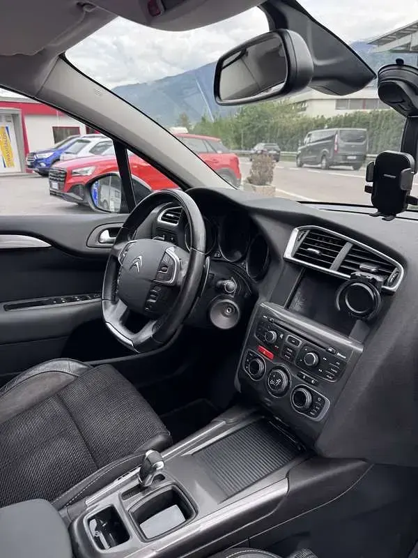 Usata Citroën C4 Exclusive 112 CV (82 kW) 2012 Nero Berlina
