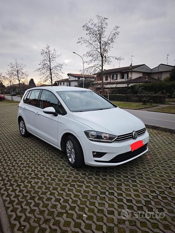Usata VW Golf Sportsvan Sportline 110 CV (80 kW) 2014 Bianco Monovolume