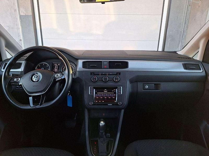 Usata VW Caddy 102 CV (75 kW) 2019 Bianco pastello Monovolume