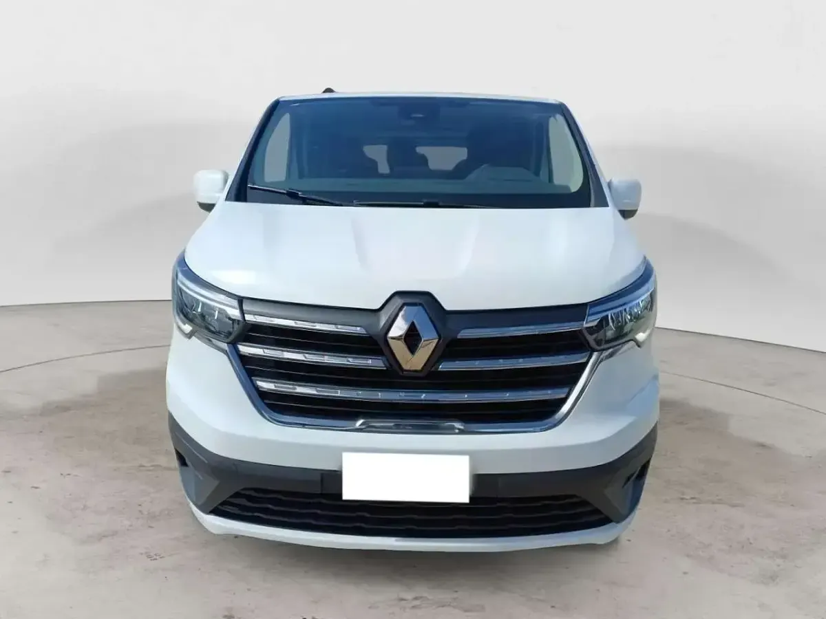 Usata Renault Trafic Equilibre 110 CV (80 kW) 2024 Bianco Monovolume