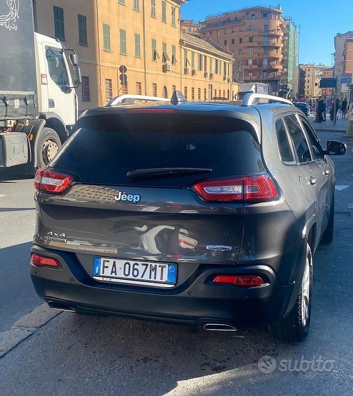 Second-hand Jeep Cherokee 116 CP (85 kW) 2015 SUV