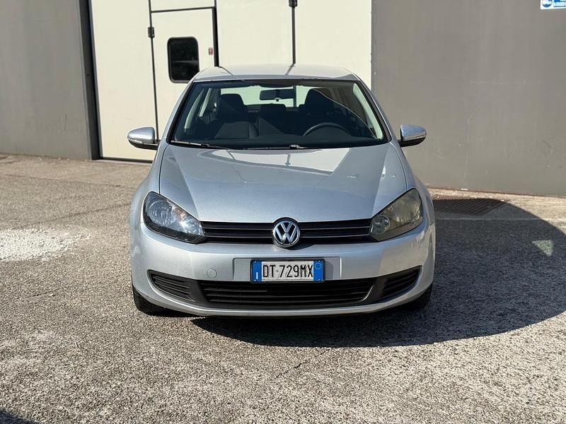 Usata VW Golf VI Comfortline 101 CV (74 kW) 2009 Grigio Utilitaria