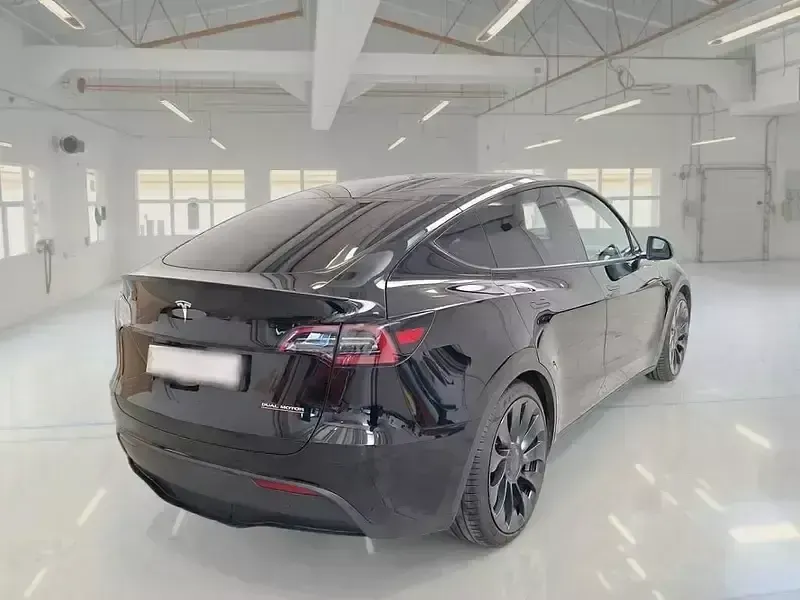 Usata Tesla Model Y Performance 154 kW (210 CV) 2023 SUV