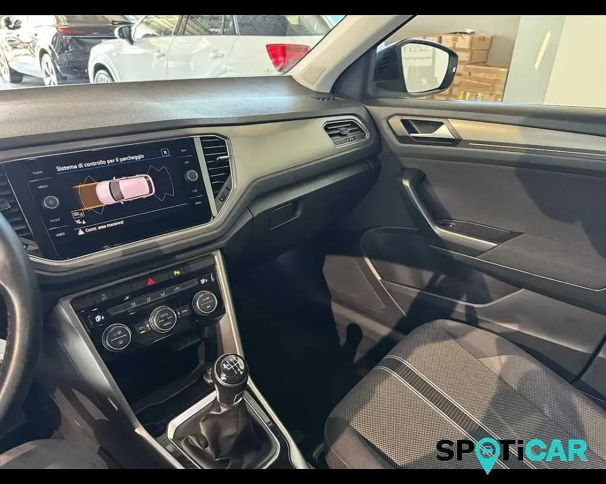 Usata VW T-Roc Style 150 CV (110 kW) 2021 Giallo SUV