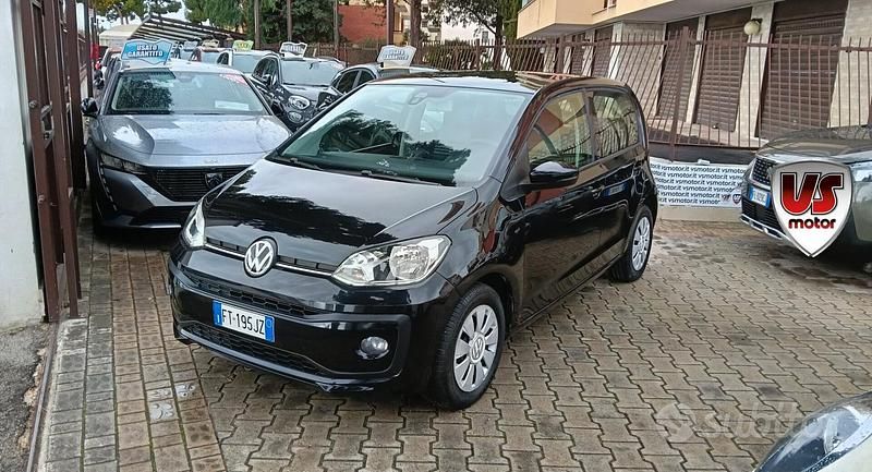 Usata VW up! move up! 60 CV (44 kW) 2018 Nero Utilitaria