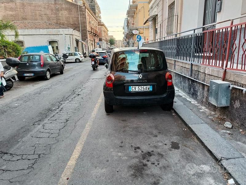 Usata Renault Modus 82 CV (60 kW) 2005 Monovolume