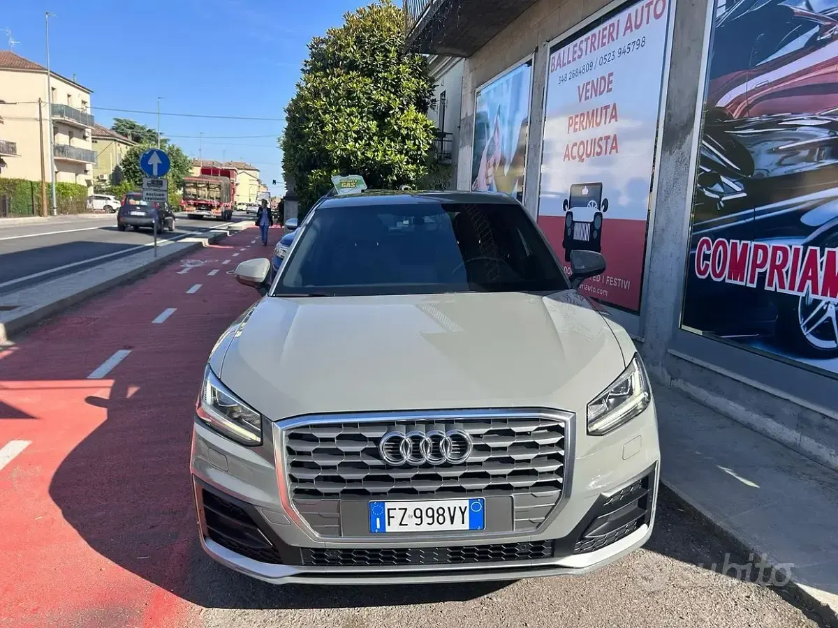Usata Audi Q2 S-Line 116 CV (85 kW) 2020 Grigio SUV