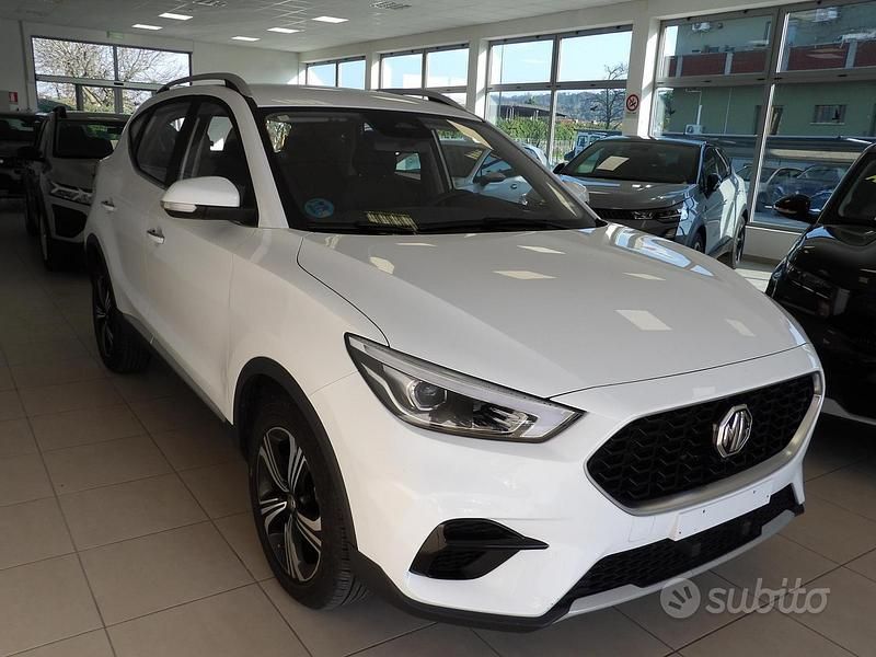 Usata MG ZS Comfort 116 CV (85 kW) 2025 Bianco SUV