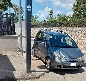Usata Fiat Idea 90 CV (66 kW) 2008 Grigio Monovolume