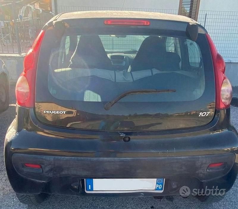 Usata Peugeot 107 54 CV (39 kW) 2007 Nero Utilitaria
