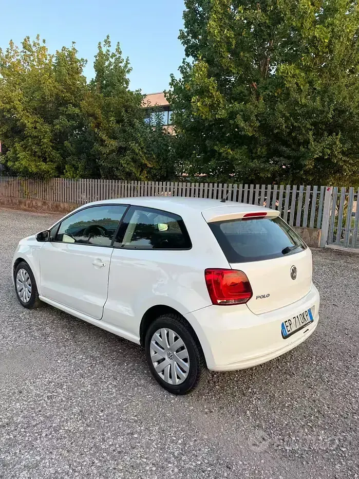 Usata VW Polo 69 CV (50 kW) 2012 Bianco Utilitaria