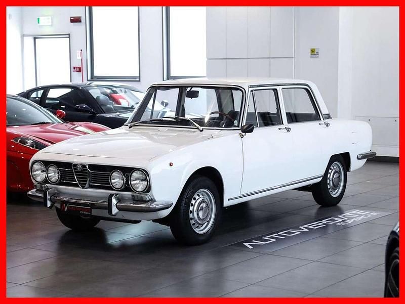 Bianco Usata 1971 Alfa Romeo 1750 Tre volumi | 22.500 € - Immagine 1/4
