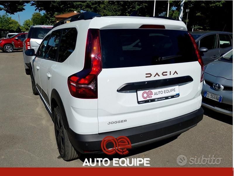 Usata Dacia Jogger Extreme 101 CV (74 kW) 2025 Bianco Monovolume