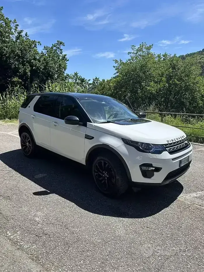 Usata Land Rover Discovery 5 150 CV (110 kW) 2019 Bianco SUV