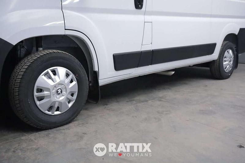 Nuova Peugeot Boxer 120 CV (88 kW) 2025 Bianco icy Furgone