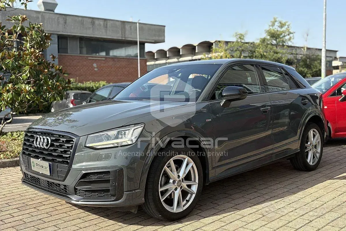 Usata Audi Q2 S-Line 116 CV (85 kW) 2019 Grigio SUV