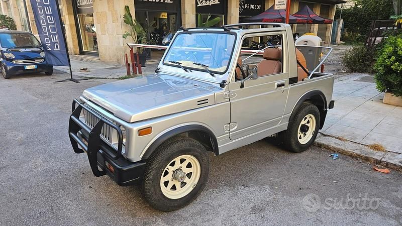Usata Suzuki Samurai 64 CV (47 kW) 1988 Grigio SUV