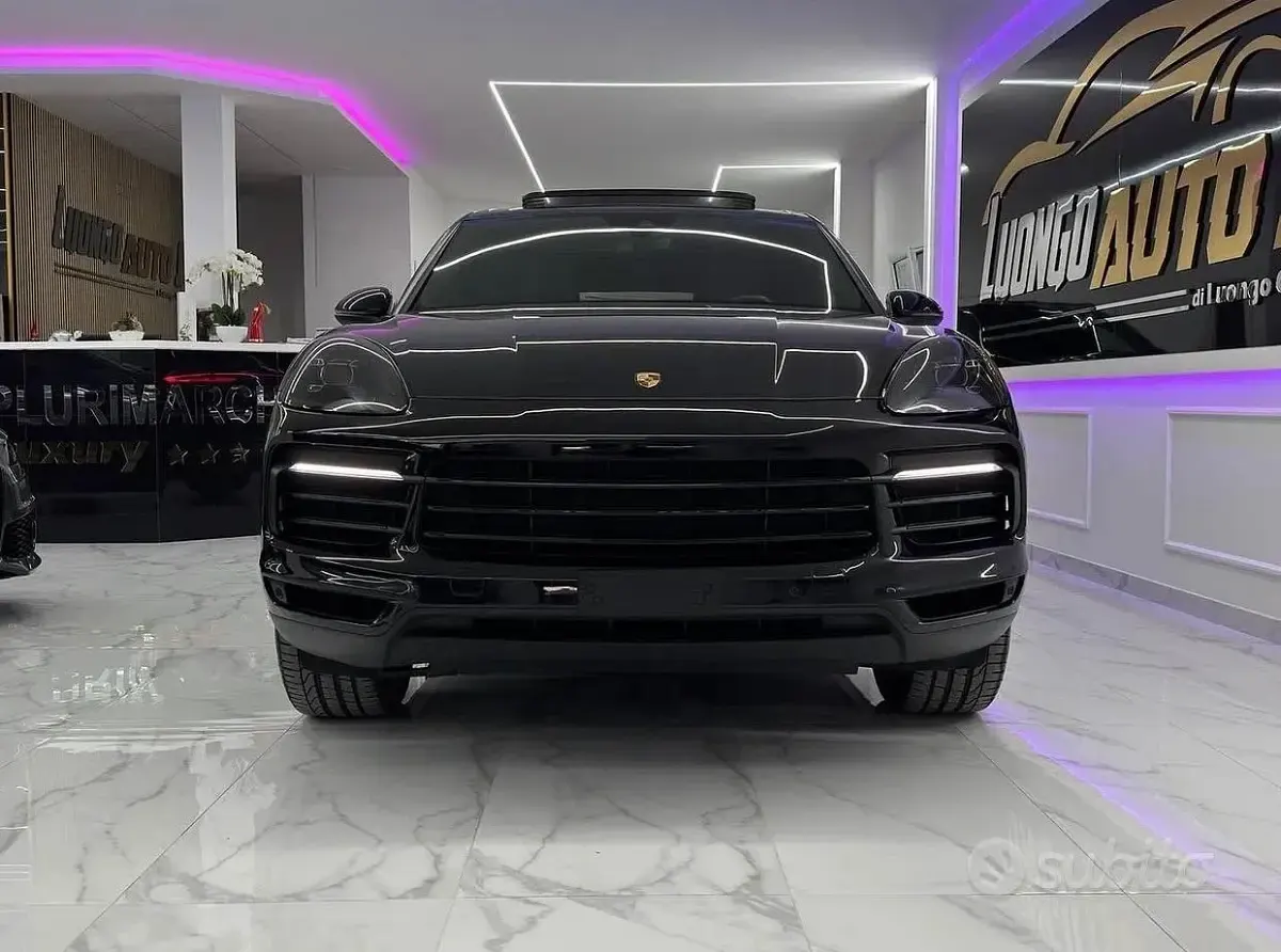 Usata Porsche Cayenne 340 CV (250 kW) 2020 Nero SUV