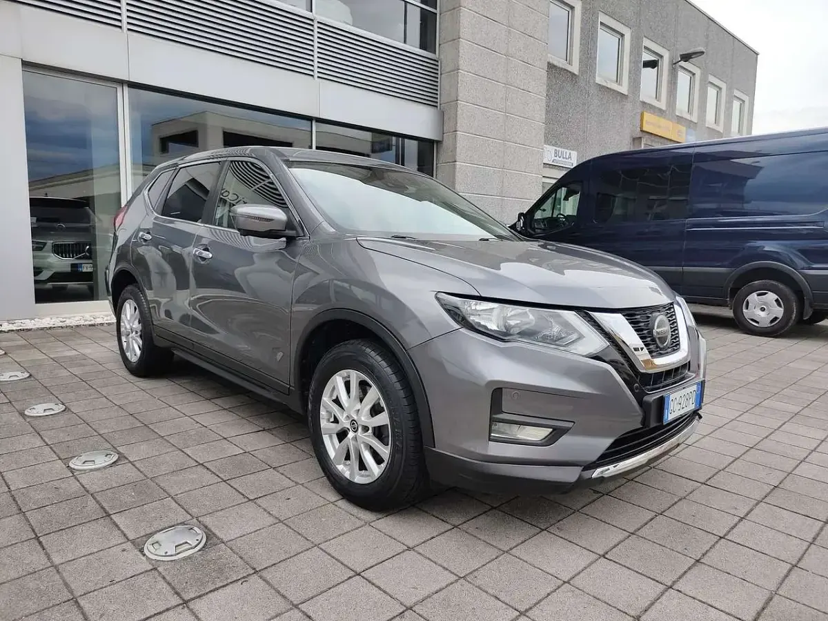 Usata Nissan X-Trail 150 CV (110 kW) 2020 Grigio SUV