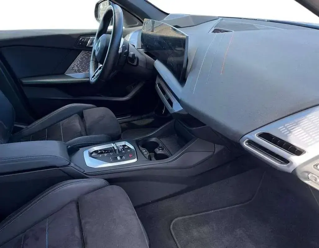 Usata BMW 120 M Sport 163 CV (119 kW) 2024 Blu/azzurro Utilitaria