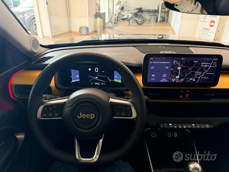 Usata Jeep Avenger Summit 100 CV (73 kW) 2023 Nero SUV