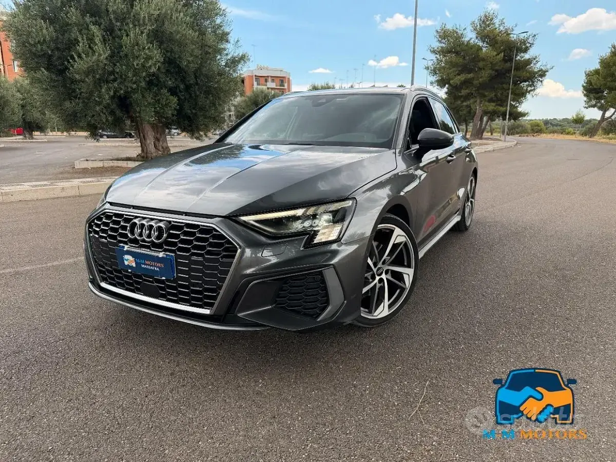 Usata Audi A3 S-Line 150 CV (110 kW) 2022 Grigio Berlina