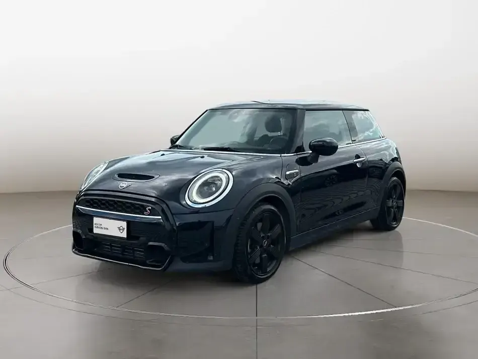 Usata Mini Cooper S Classic 178 CV (130 kW) 2023 Utilitaria