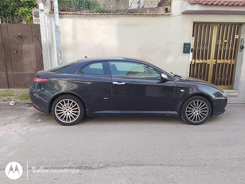 Usata Alfa Romeo GT Distinctive 150 CV (110 kW) 2007 Nero Coupé