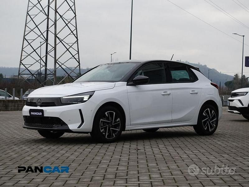 Usata Opel Corsa 101 CV (74 kW) 2025 Bianco Utilitaria