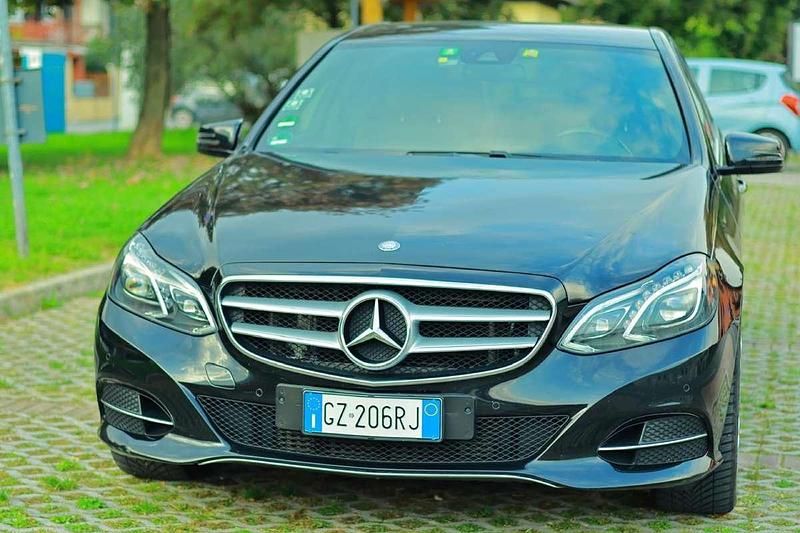 Usata Mercedes E200 Business 136 CV (100 kW) 2015 Berlina