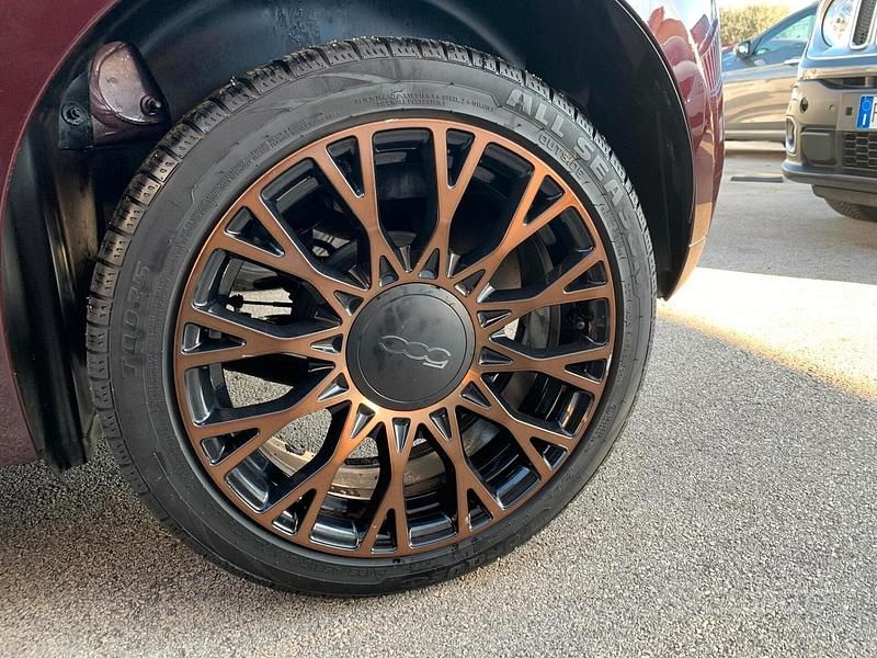 Usata Fiat 500 Collezione 69 CV (50 kW) 2019 Grigio Utilitaria