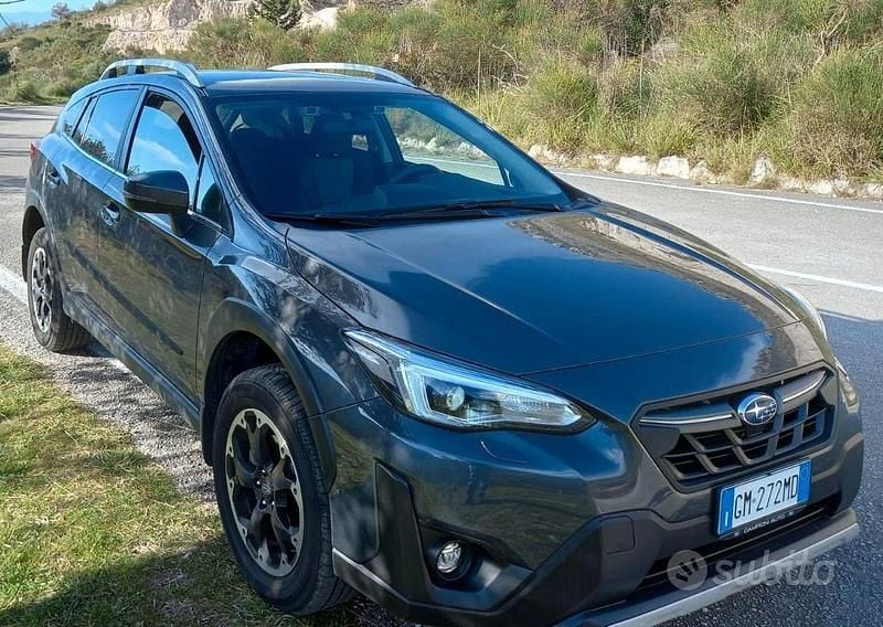 Usata Subaru XV 114 CV (83 kW) 2023 Grigio SUV